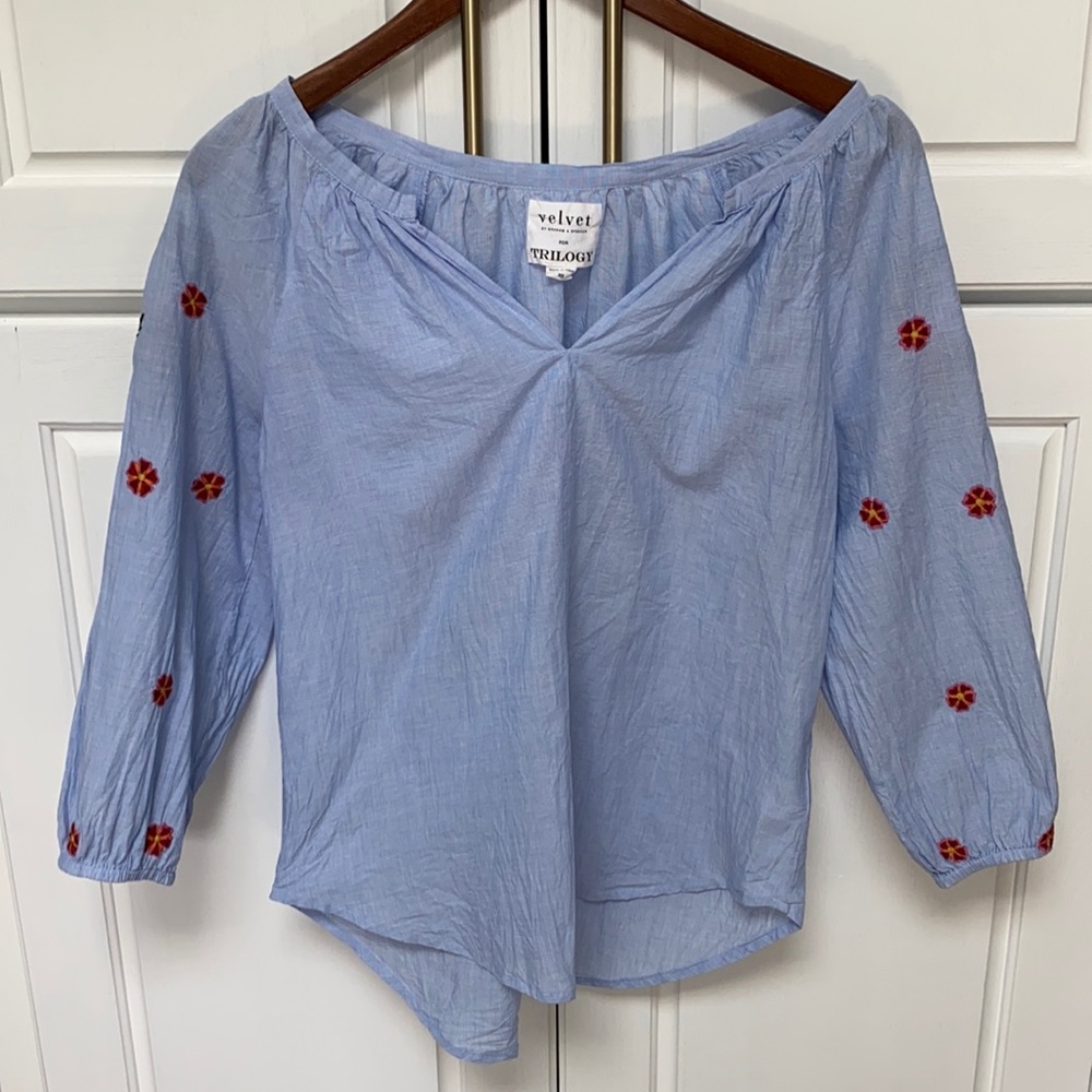 Women’s Top by Velvet. Size XS